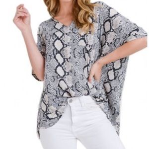 Snake print dolman sleeve tunic by JODIFL